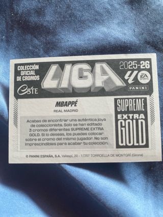 Cromo Mbappé Supreme Extra Gold Adrenalyn 25/26