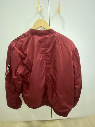 Chaqueta Bomber H&M granate Talla M