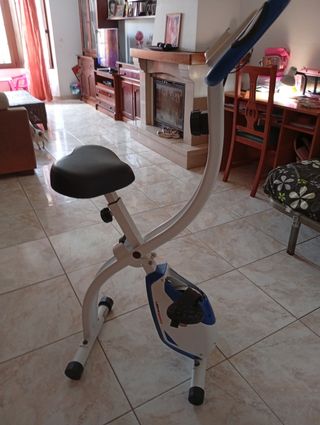 Bicicleta Estática Ultrasport
Se recoge .
