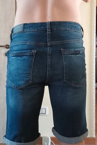 Jeans corti uomo blu