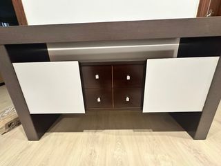 Mueble recibidor madera y cristal