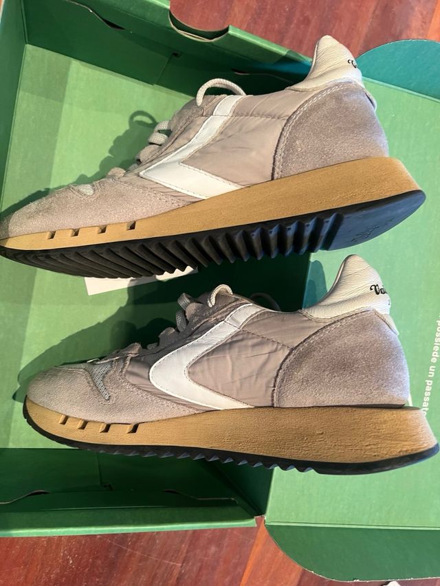 Zapatillas Valsport Talla 41 Beige/Gris