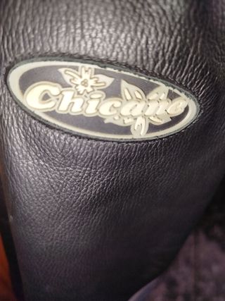 Chaqueta de moto para mujer,está como nueva.