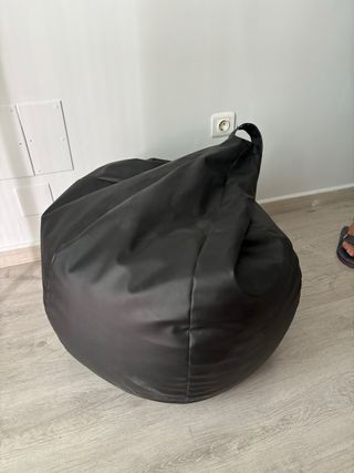 Puff Negro Piel Sintética