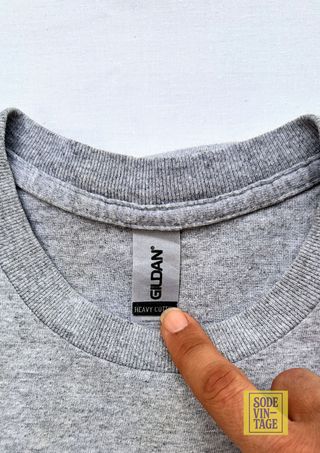 Camiseta Vintage Schaeffler Gildan Gris Talla L