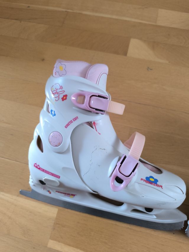 Patines de hielo infantiles blancos y rosas