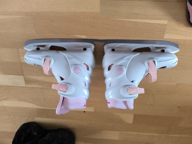 Patines de hielo infantiles blancos y rosas