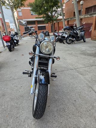 Hyosung Aquila GV 125 S