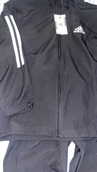 Chándal Adidas Negro con Rayas Blancas