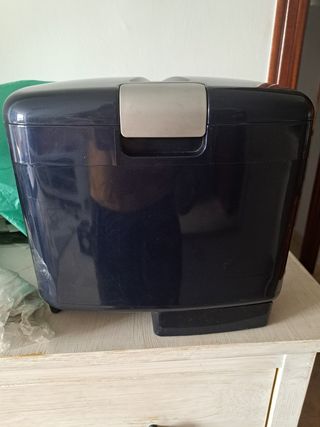 Nevera portátil azul