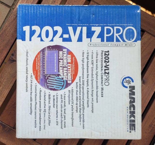 Mesa de mezclas Mackie 1202 VLZ PRO USA