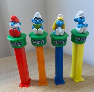 Lote 4  Pitufos Colección Pez