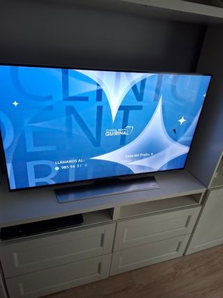 Televisor Samsung UHD 4K con 2 mandos y gafas 3 D