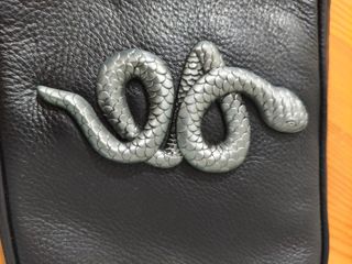 Bolso bandolera Salvador Bachiller serpiente