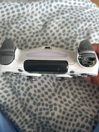 PS4 (PlayStation 4) negra