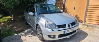 Renault Clio 2003