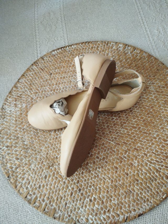 Manoletinas niña beige Talla 33