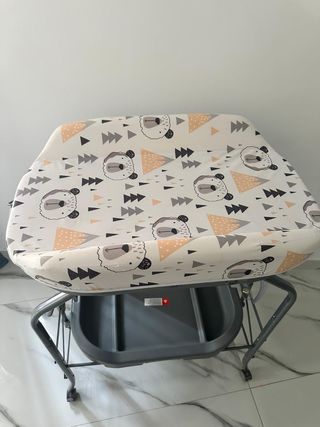 Bañera cambiador bebé gris