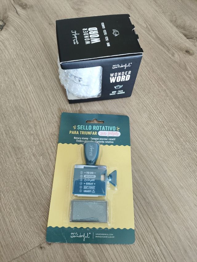 Conjunto de 2 Mr Wonderful Itens: Taça e Carimbo