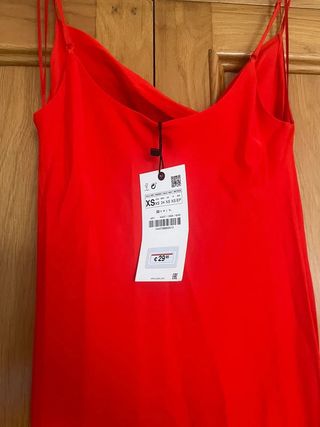 Vestido satinado rojo - Zara