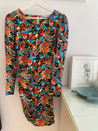 6 vestidos de fiesta y falda. Diferentes marcas