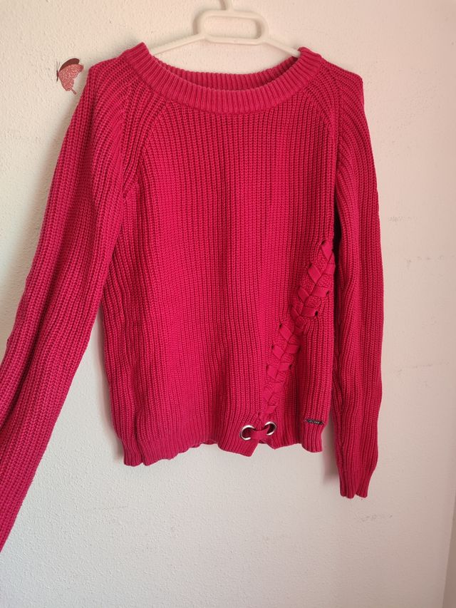 Jersey Guess Fucsia con Cordones