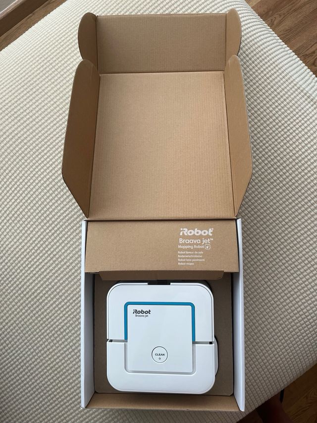 Robot friega suelos Braava Jet 240