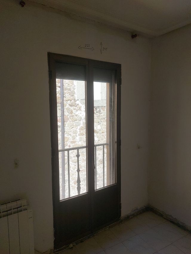 Puerta aluminio 2 hojas