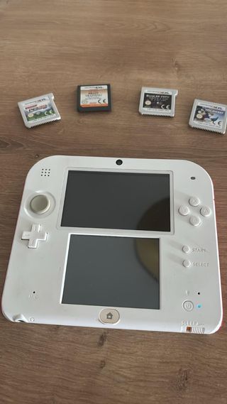 Nintendo 2DS Roja