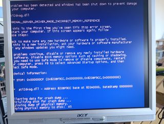 PC Pentium 4 2.66GHz 2.5GB RAM 120GB HDD con asa