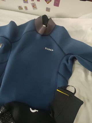 Neopreno SUBEA y calcetines