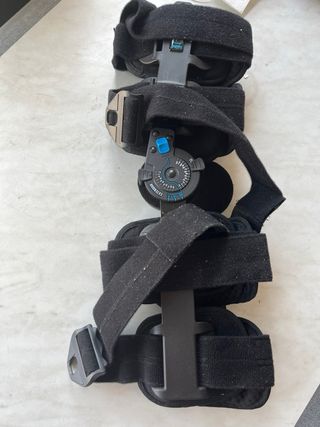 Rodillera Ortesis Ajustable