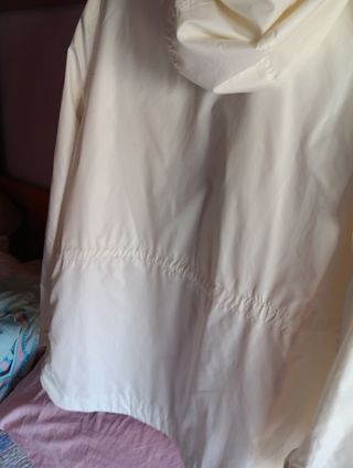 Parka n de nube blanca