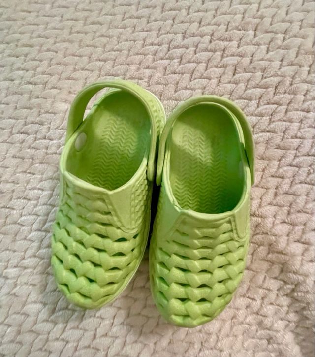 Zuecos Chicco Unisex talla 22