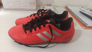 Botas de fútbol Adidas niño talla 37.5