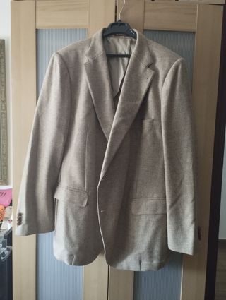 Americana Emilio Tucci Beige talla 64