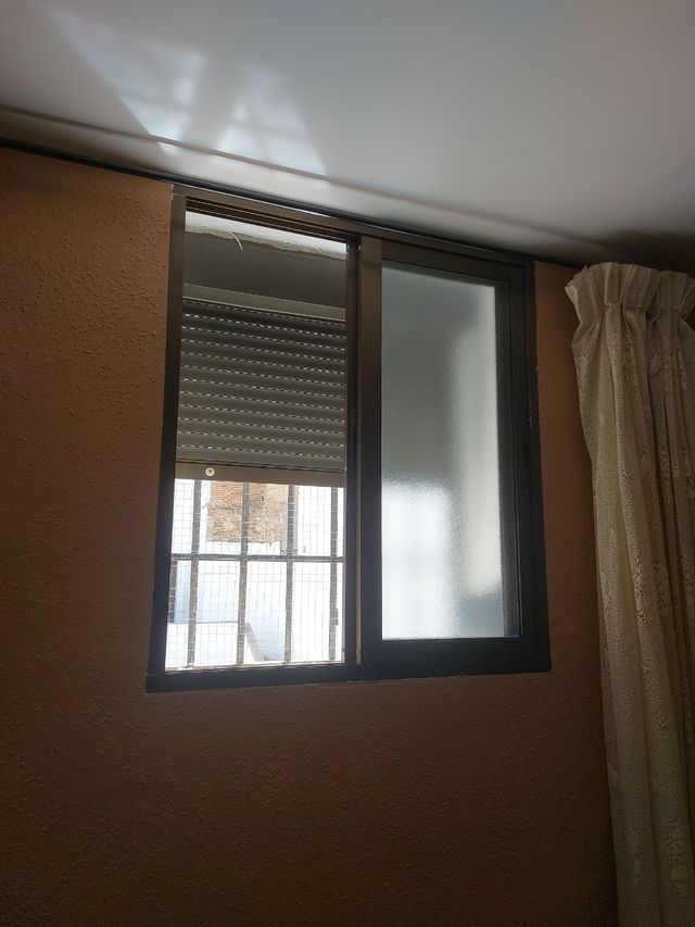 Ventana de 2 hojas