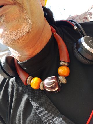 Collar africano hecho a mano madera y ámbar