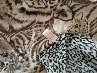 Foulard donna con stampa animalier
