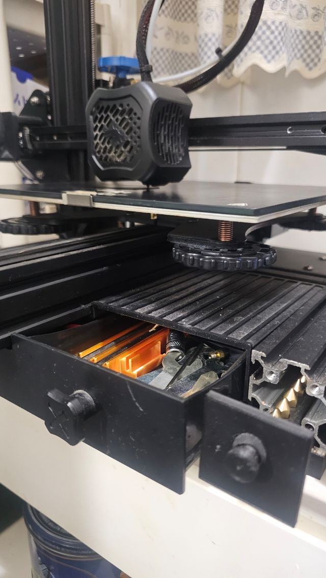 Ender 3 v2 mejorada + otra para piezas