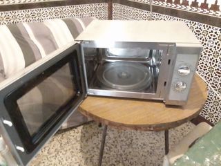 Microondas 1000W Grande