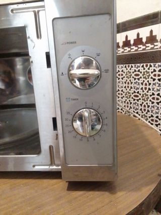 Microondas 1000W Grande
