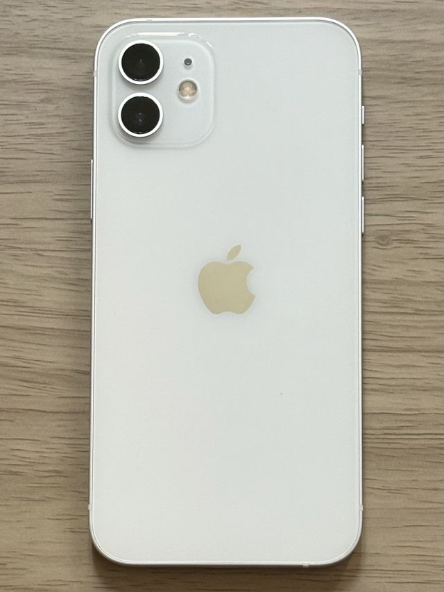 iPhone 12 bianco 128GB condizioni impeccabili!!