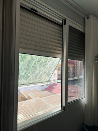 Ventana aluminio blanco