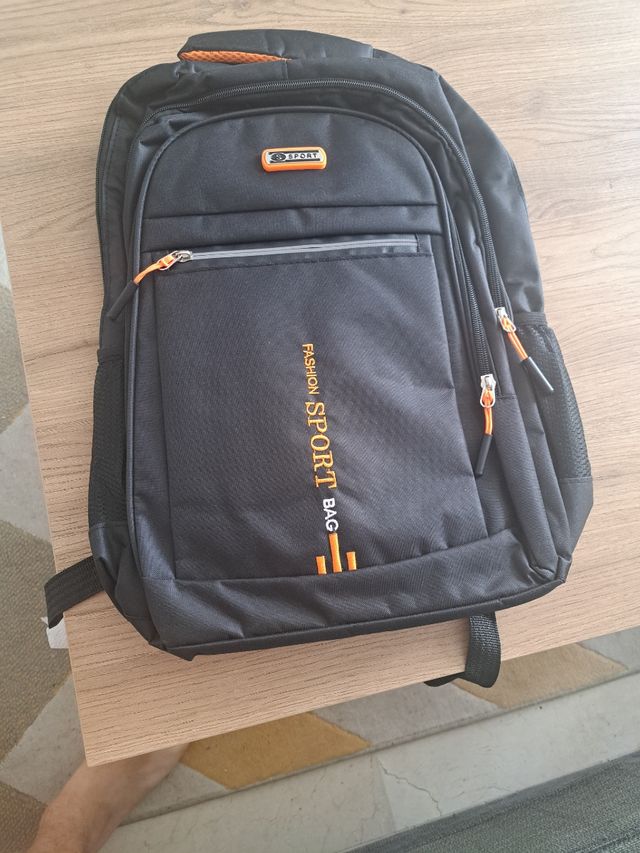 X2 unidades de Mochila Sport reflectante.