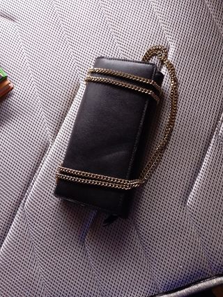 Bolso cartera todo en uno negro