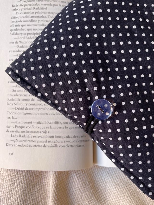 Funda literaria grande