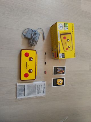 New Nintendo 2DS XL Pikachu y 5 juegos de regalo. 