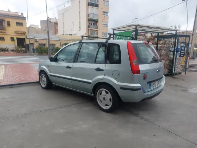Llantas 15 4x108 Ford ronald  Con garganta