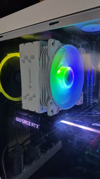 PC Gaming Blanco Completo o por Piezas